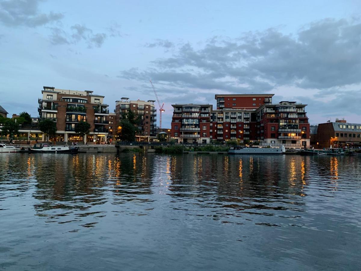 River View - Kingston Кінгстон-на-Темзі Екстер'єр фото